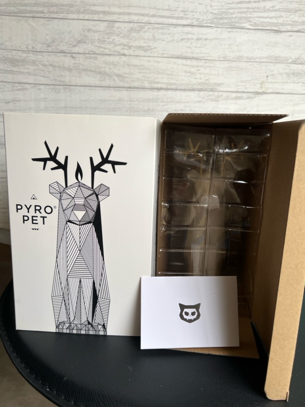 Pyro Pet | DYRI Deer Candle with Skeleton Sculpture